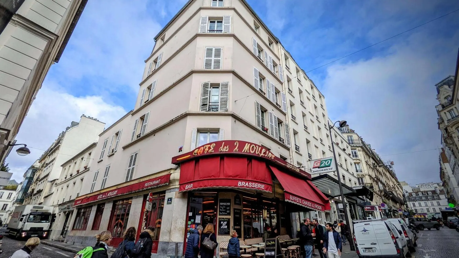 Fully Renovated Apartment In Montmartre Paris Frankreich