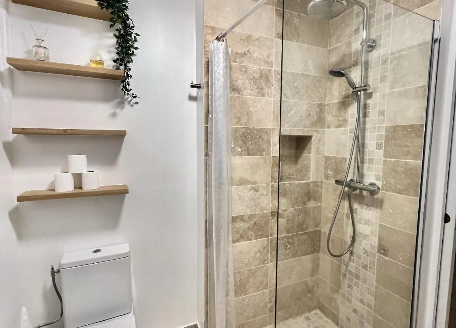 Fully Renovated Apartment In Montmartre Párizs Franciaország