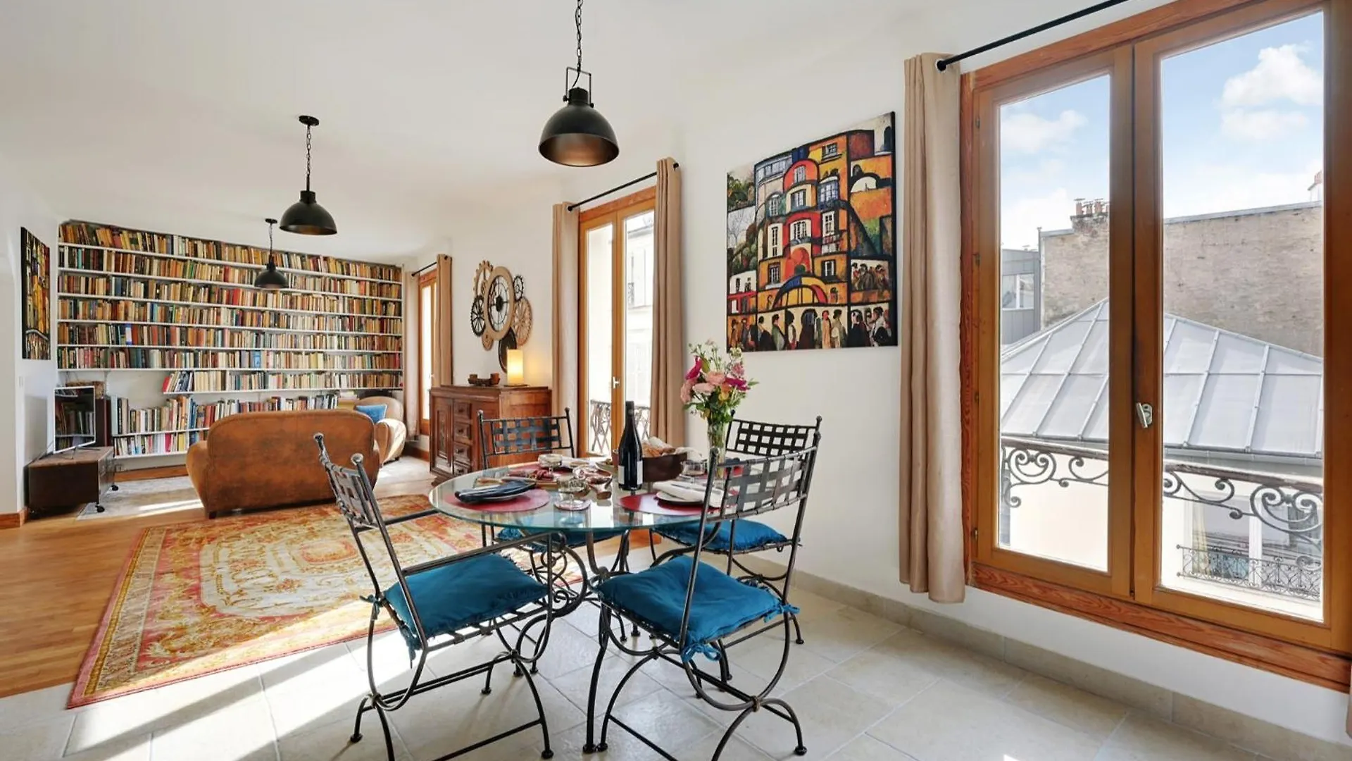 Fully Renovated Apartment In Montmartre París